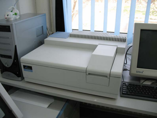 UV-VIS-NIR Spectrophotometer, Lambda 90 ( Perkin Elmer )