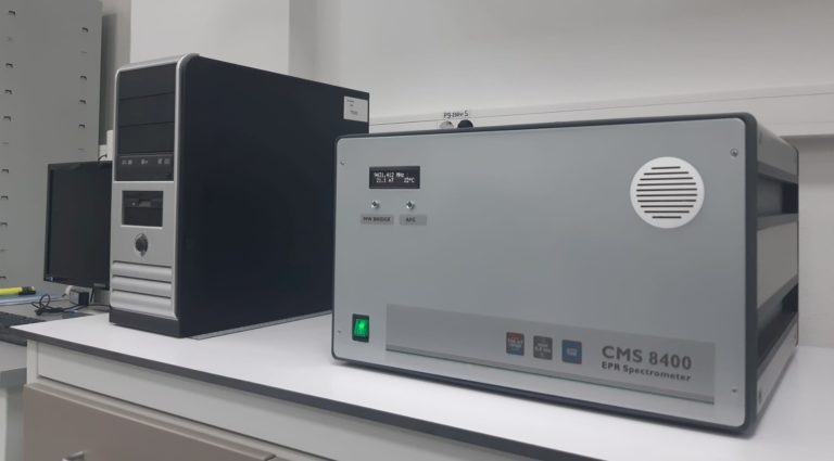 CMS 8400 EPR spectrometer