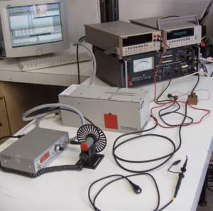 Experimental set-up for I-V and photoconduction measurements (components:Keithley+Lot-Oriel+Stanford Instruments)