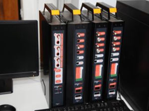 Multi-channels potentiostat Origaflex
